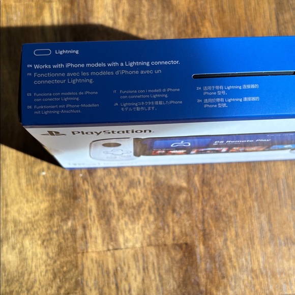 New Sony PlayStation Backbone White Handheld Console - Picture 3 of 6